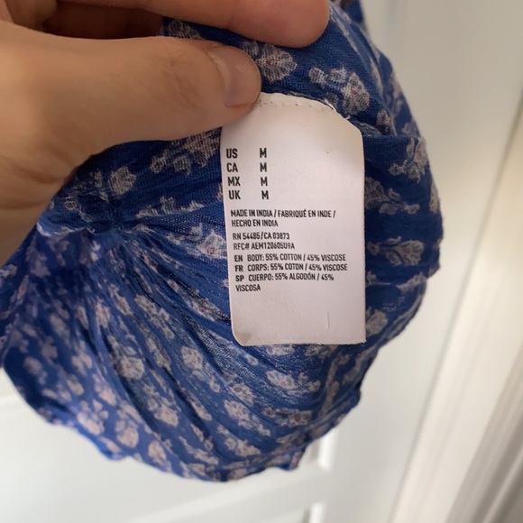 American Eagle blue paisley blouse - Picture 6 of 7